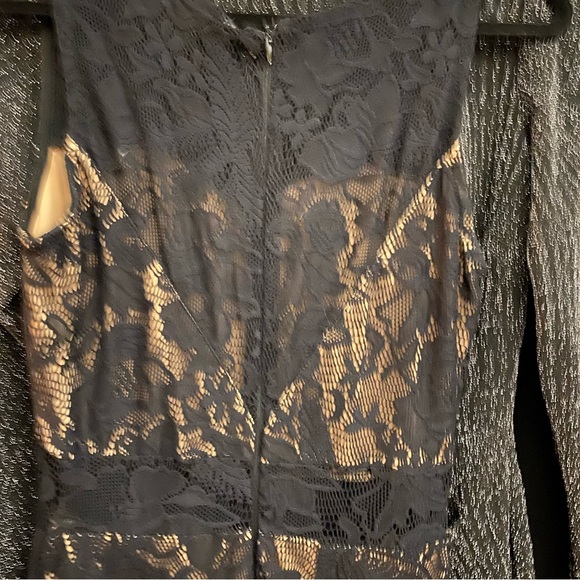 DRESS 👗 - Picture 8 of 9